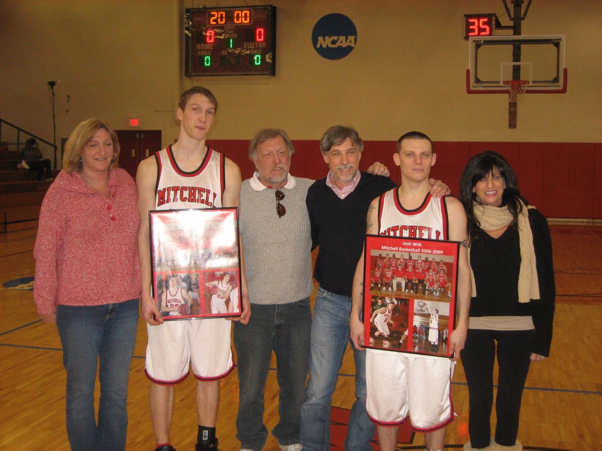 Mitchell Men Fall to Southern Vermont on Senior Day