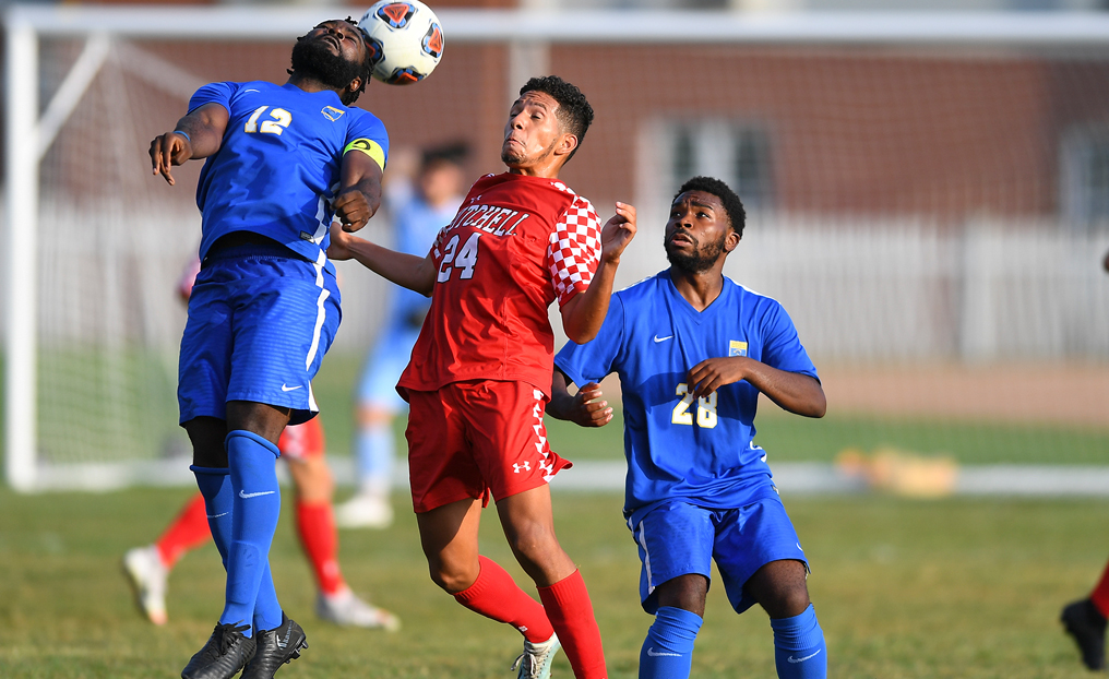 Men's Soccer Salvages Draw vs. Old Westbury