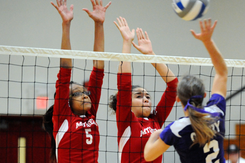Volleyball Falls to Albertus Magnus in Four Sets