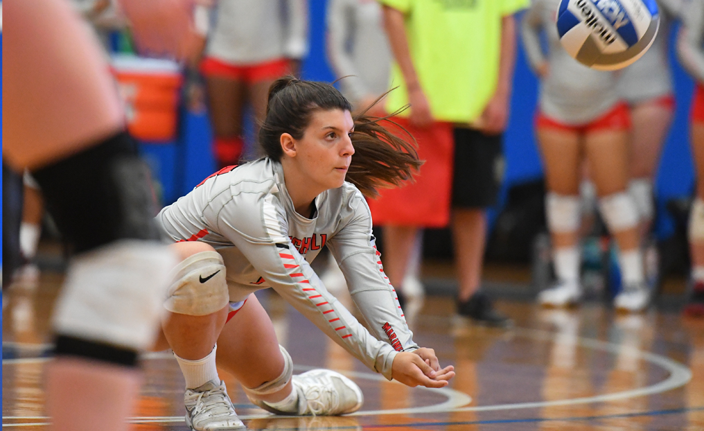 Volleyball Blanked by Trinity
