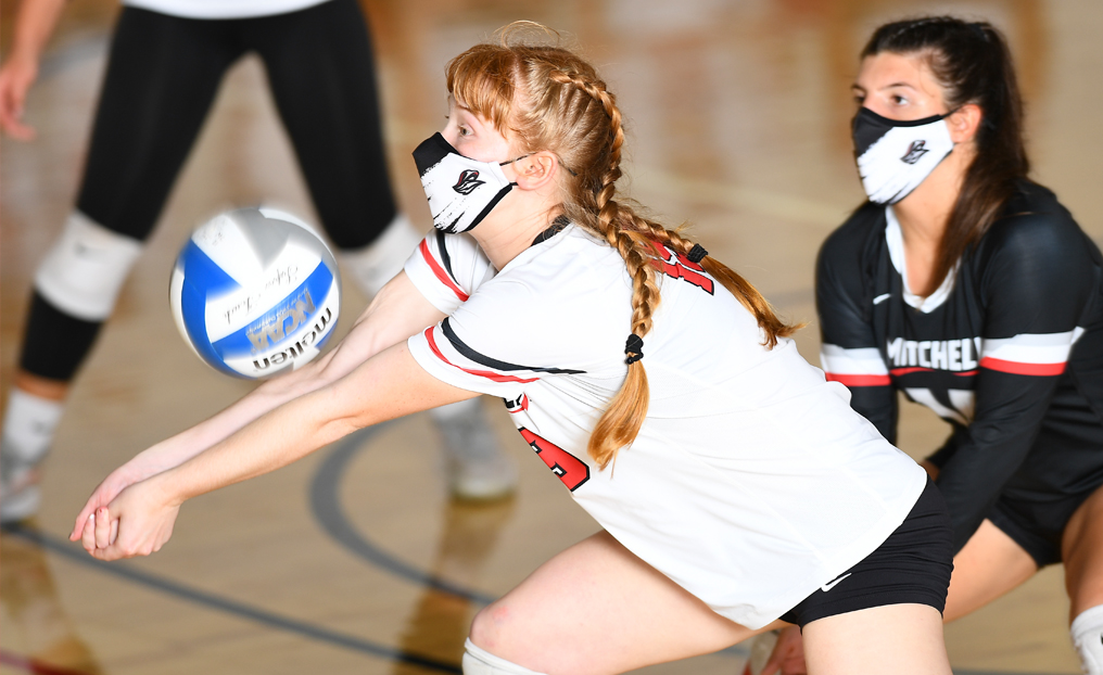 Volleyball Swept at Suffolk