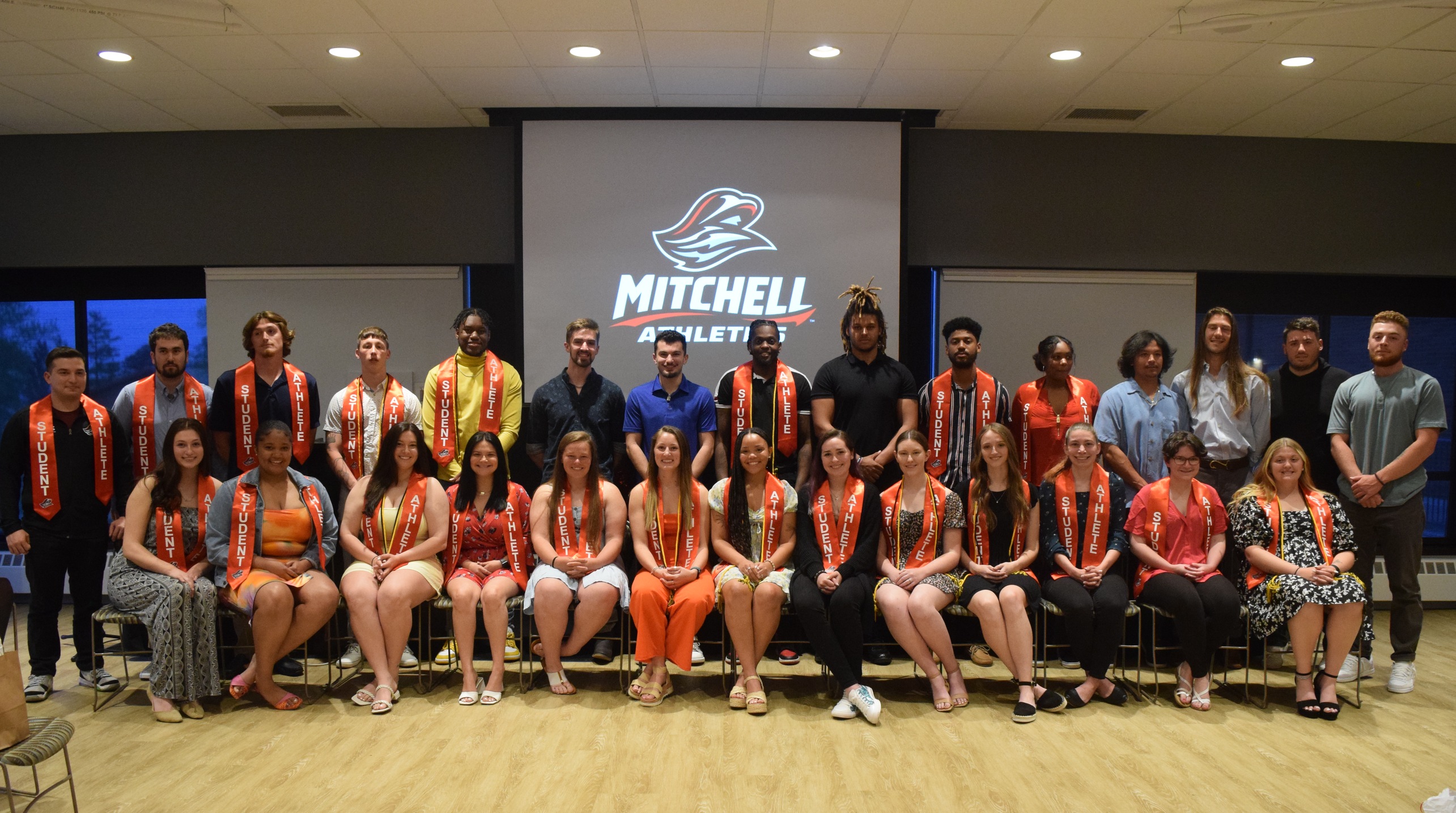 Senior Student-Athletes Honored at Annual Banquet