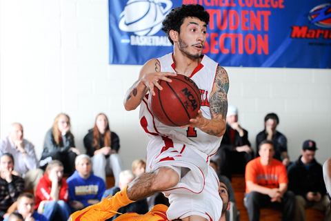 MBB Nearly Topples Top-Seeded Elms