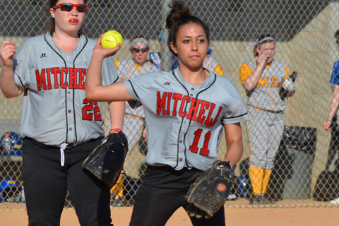 Softball Takes Two From Lyndon State