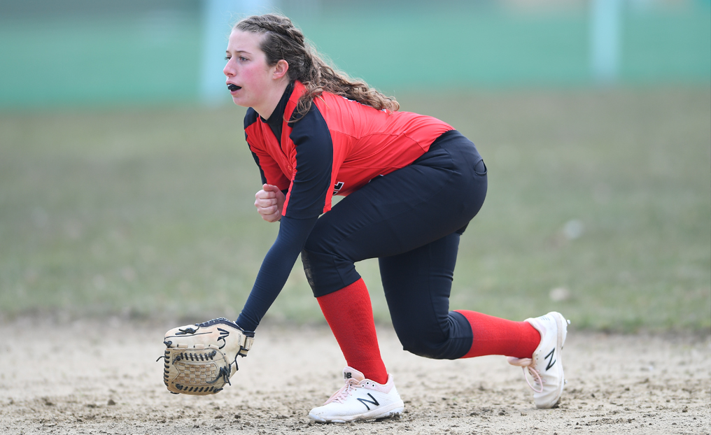 Offensive Explosion Helps Softball Split at Lesley