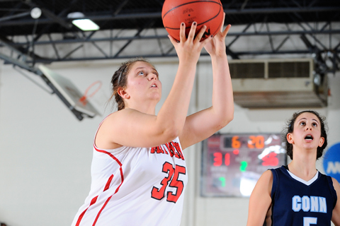 WBB Falls in Final Seconds at Bay Path
