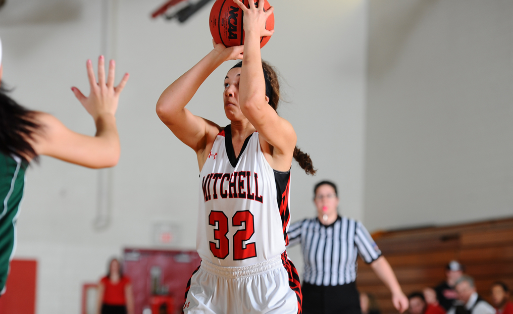 WBB Holds Off Daniel Webster in NECC First Round