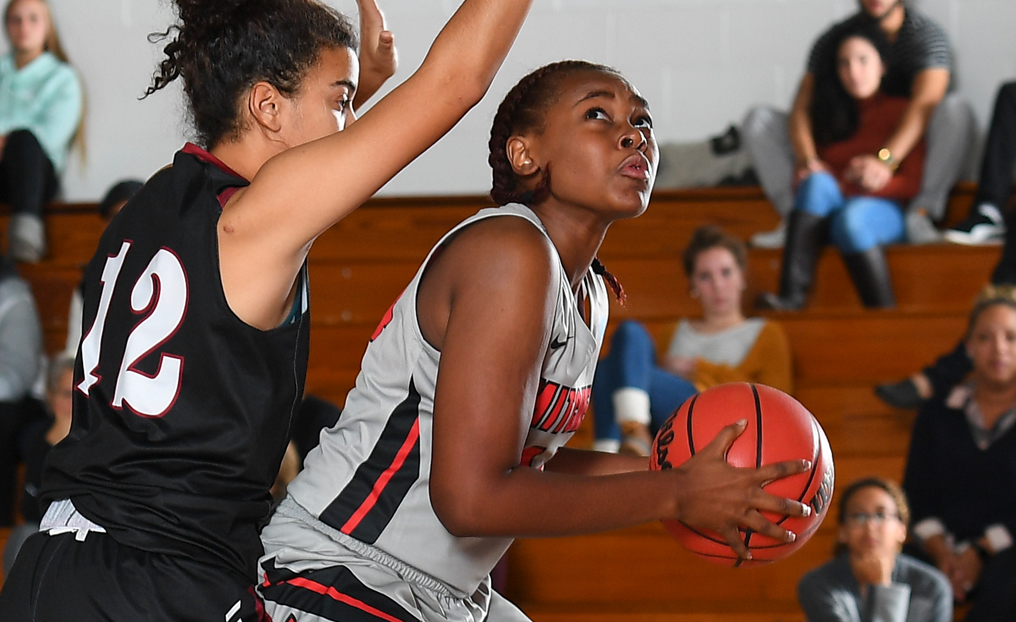 WBB Topples Becker with Late Push