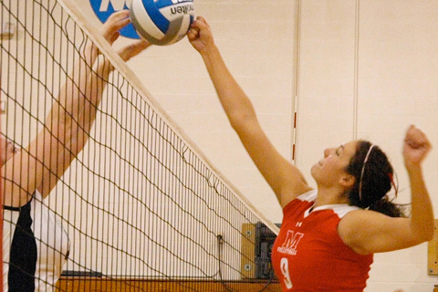 Volleyball Splits with Lesley, Bay Path