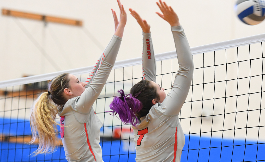 Volleyball Fights Hard in Loss at Conn