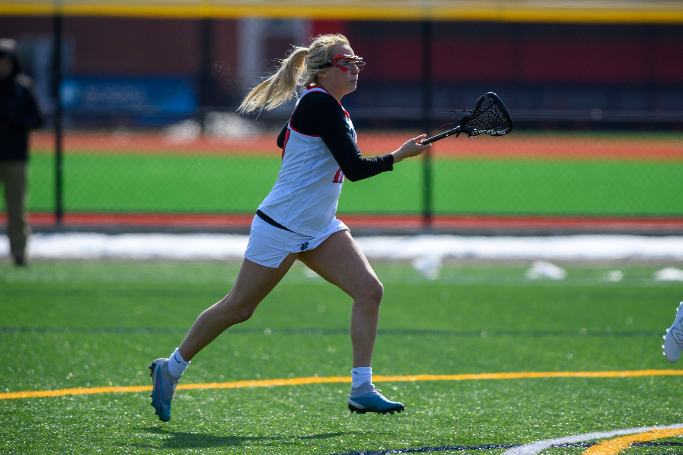 Women&rsquo;s Lacrosse Topped by Chargers