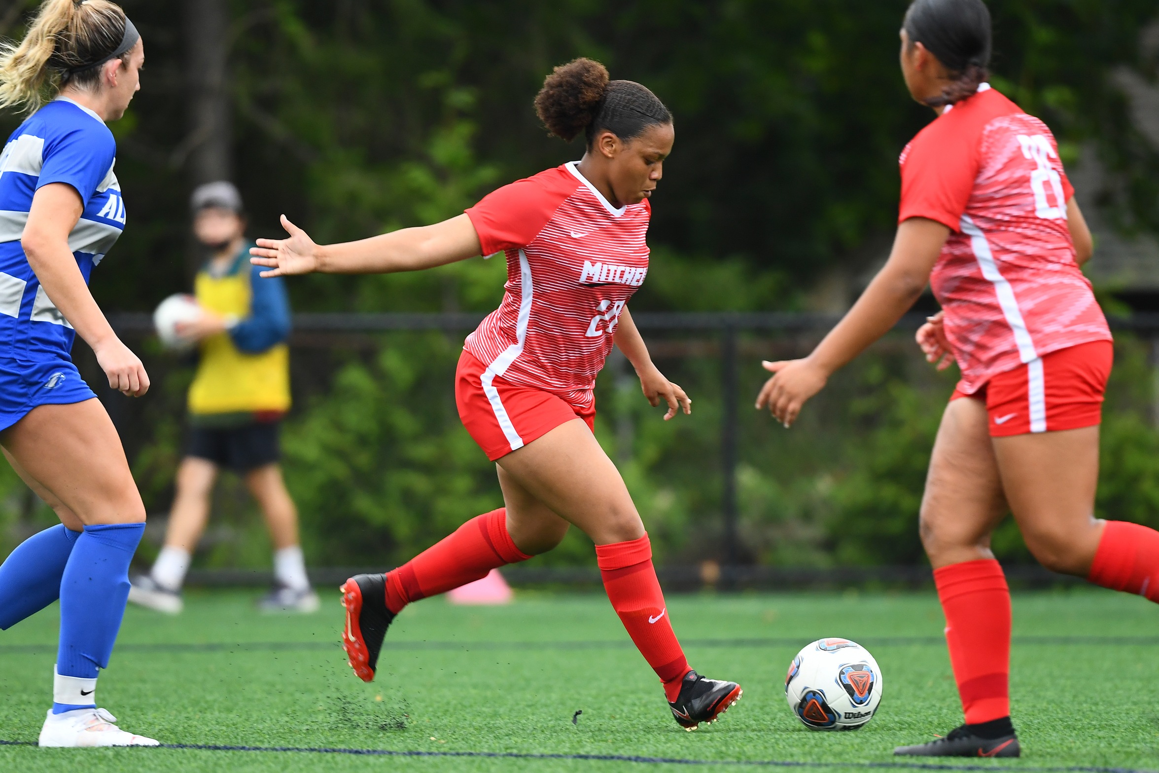 Women's Soccer Travel to Brooklyn for First Win