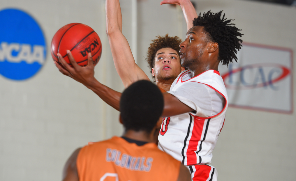 MBB Tops Elms for Third Straight Win