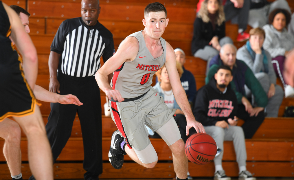 MBB Opens New Year with Win at Conn