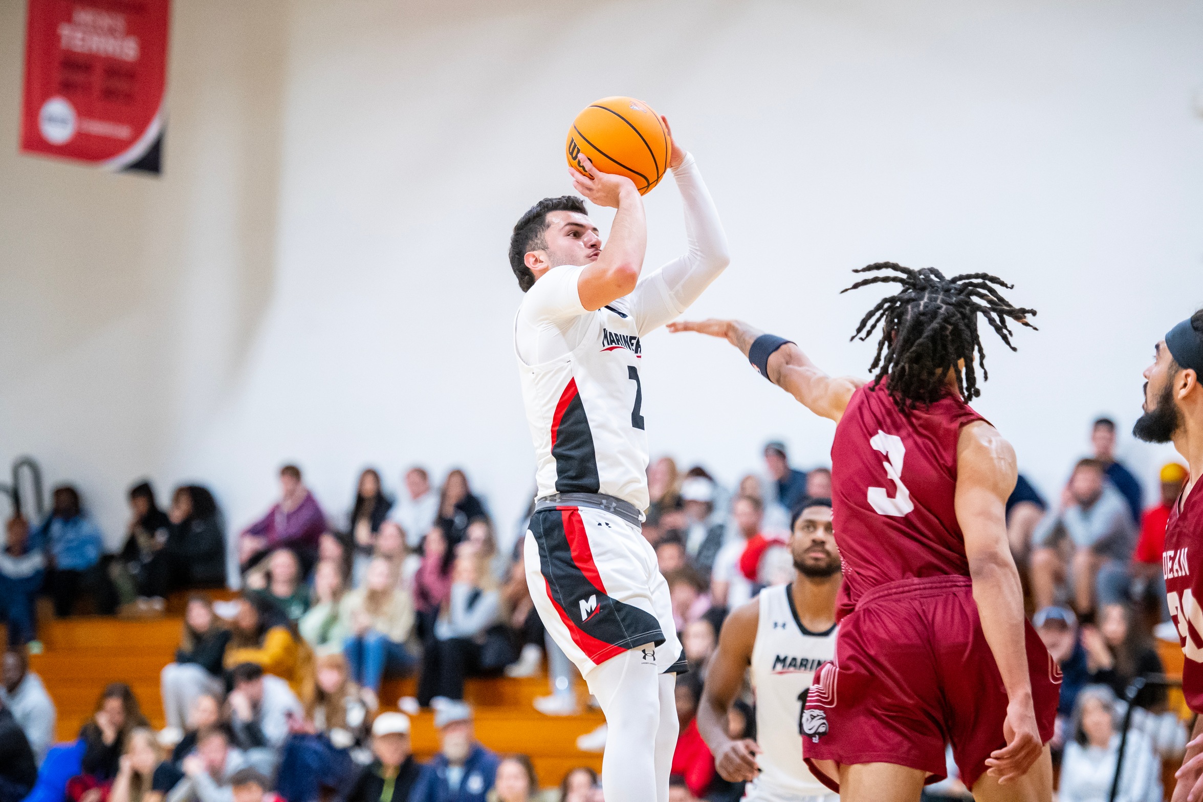 MBB Topples Trinity to Remain Undefeated at Home