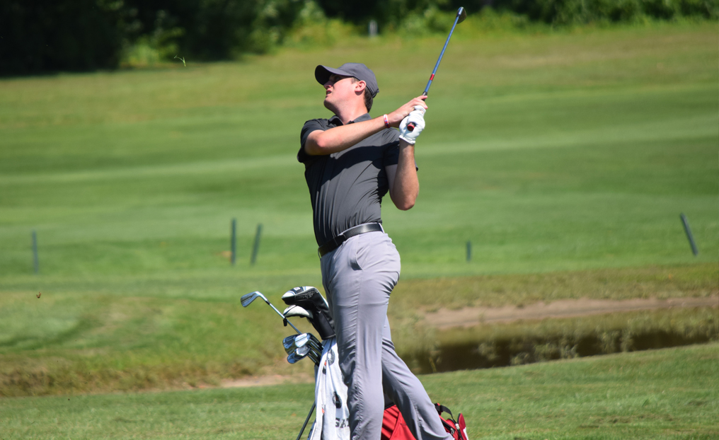 Mariners Second After First Round at MASCAC Championship