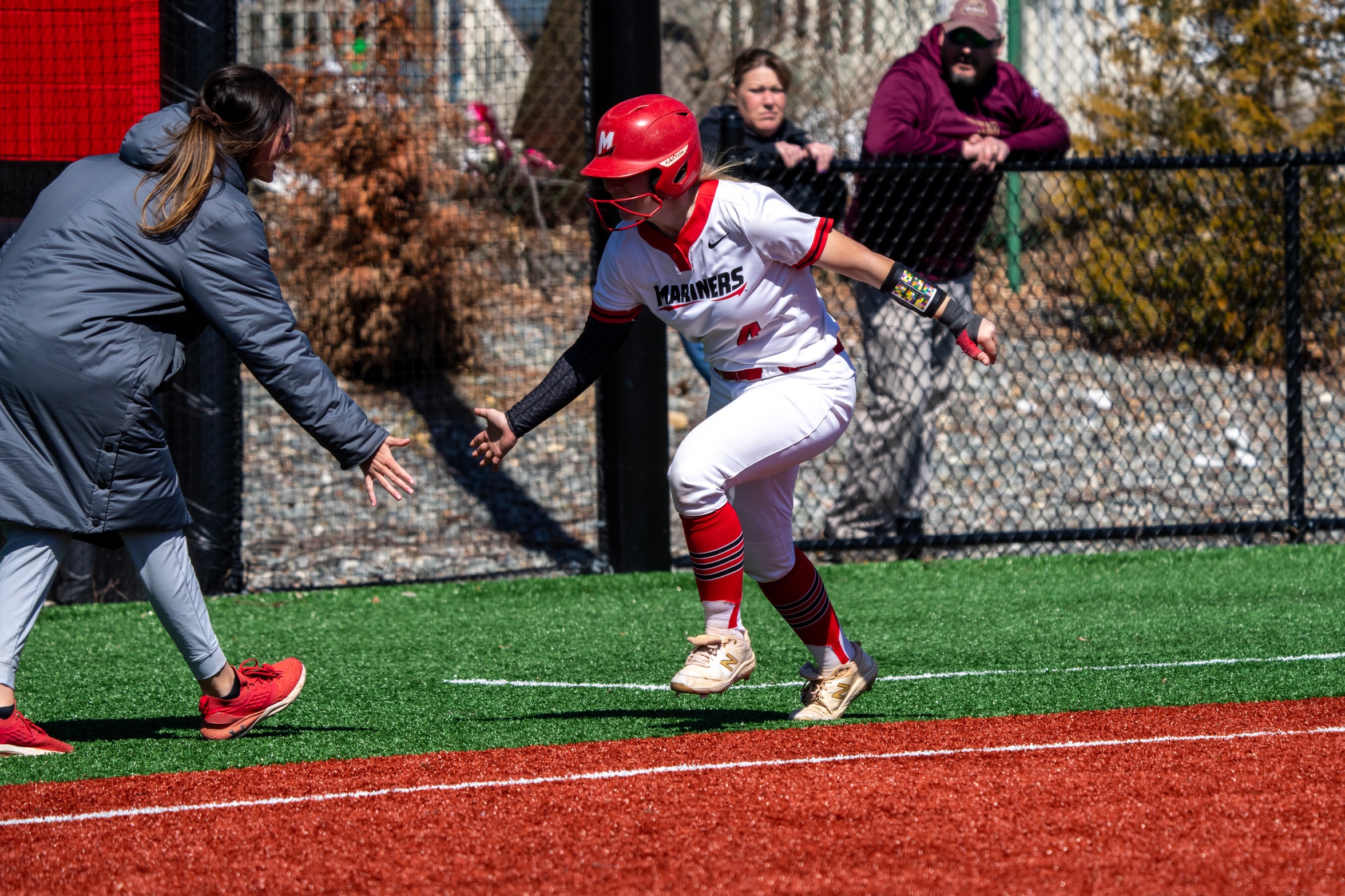 Softball Caps Dominant Weekend with Sweep of NEC